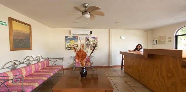 http://www.hotelmargaritasmazatlan.com/wp-content/uploads/2017/03/2-lobby.jpg